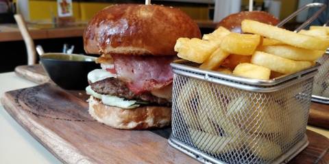 Buffalo Burger & Grill