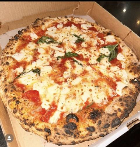 Pizza Manufaktur 4060